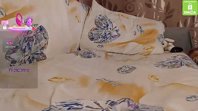 _M_i_a___ – Naživo XXX chat