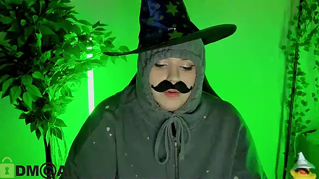 Mia_R0ss Chat XXX in diretta