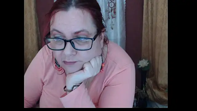 PlayfullMature Chat XXX in diretta