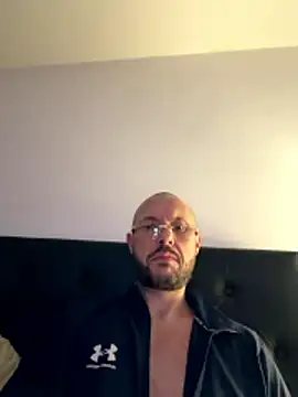 Guitccch – Live XXX-chat