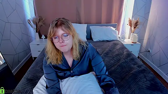 luna_c0ra Webcam-Show