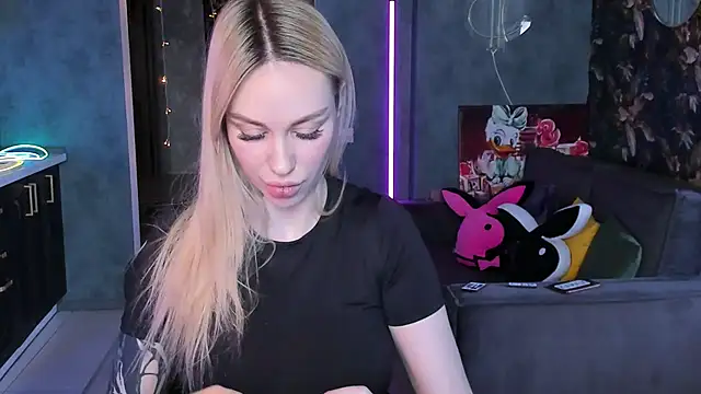 Blckmirrorr live XXX chat