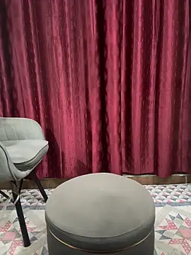 Chat +18 de sassygirl4141 ao vivo