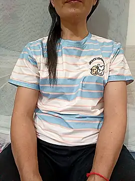 Doremon_95's Live XXX Chat