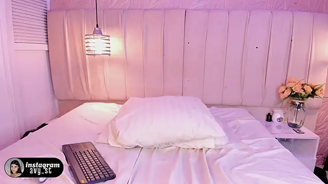 Czat XXX na żywo – avy_st