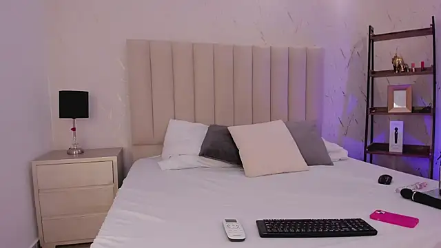 LilithHarperr_ 在線直播表演