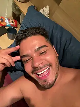 Pertunjukan Kamera Web thiagowes