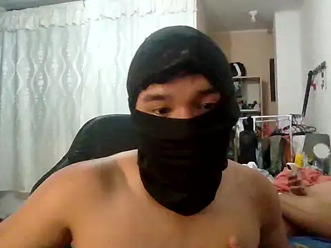 Show modela FernandoHot67 na web-kameri