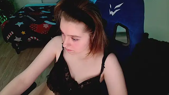 Chatroom XXX en direct de CranberryHot