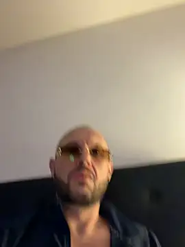 Guitccch 网络视讯表演