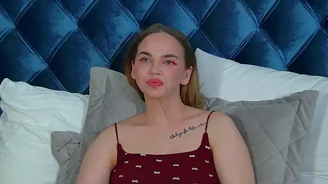 AnitaVenture's Webcam Show