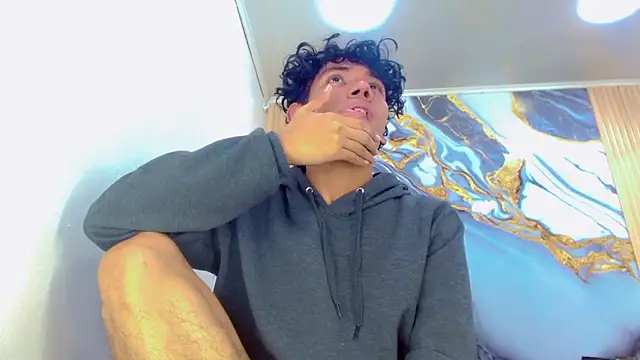 Show modela DaviidBuckx_ na web-kameri