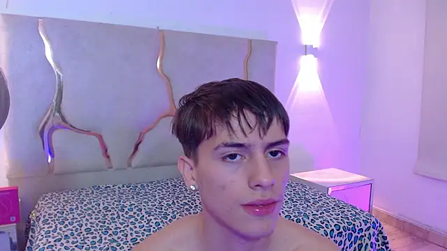 EVAN_TAY Chat XXX in diretta