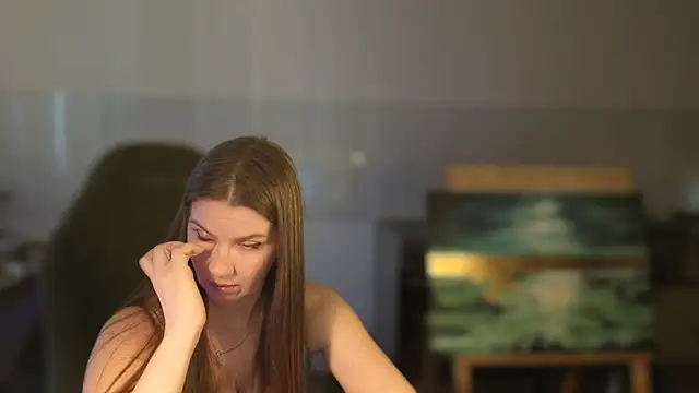 Chat +18 de NoNudeElie ao vivo