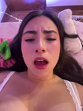 Chat +18 de Melody_04 ao vivo