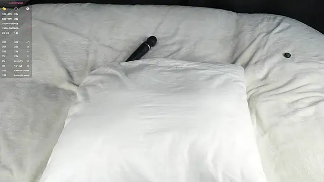 Chat +18 de LettySlovacek ao vivo