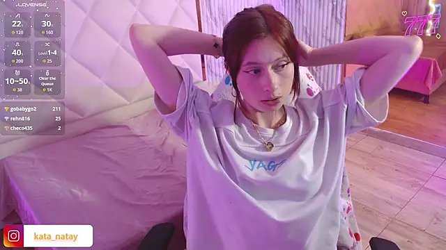 XXX chat uživo modela KATANA_TAY