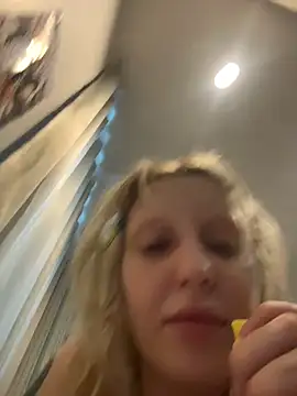 urlittlebaby666 Live XXX Chat