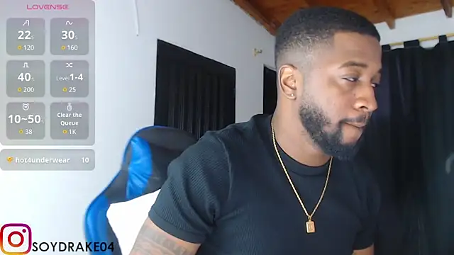 دردشة Drake_Nassir4 الجنسية المباشرة