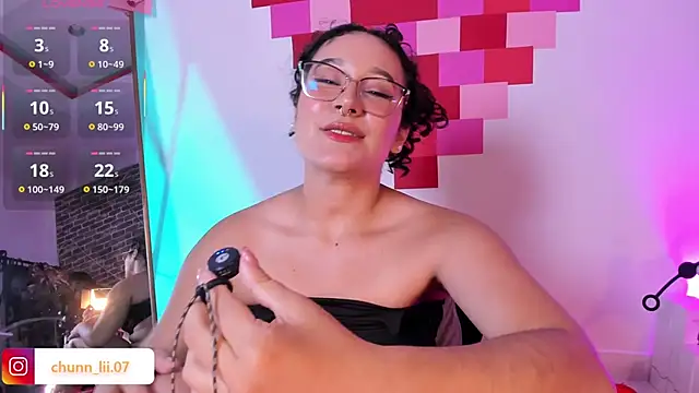 Chat XXX ao vivo de chunn_liioo