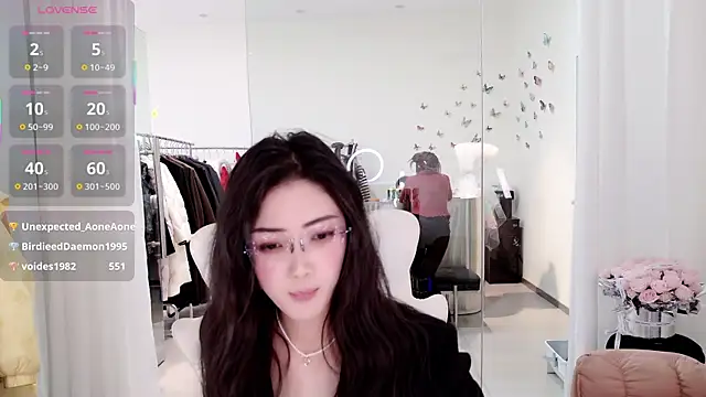 yangyang-777 webcam show