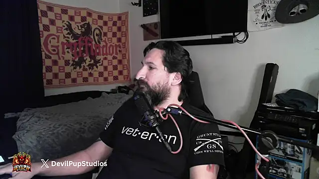 Chat XXX en directo de DevilPup75_