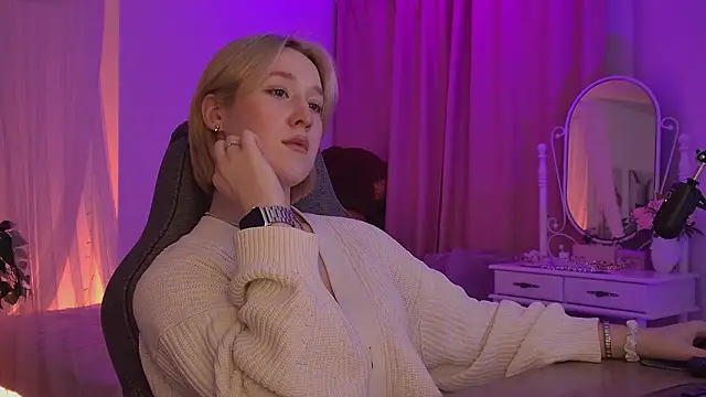 Chat +18 de CinBellamy ao vivo