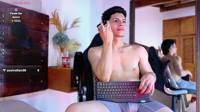 دردشة JhosuaVega الجنسية المباشرة