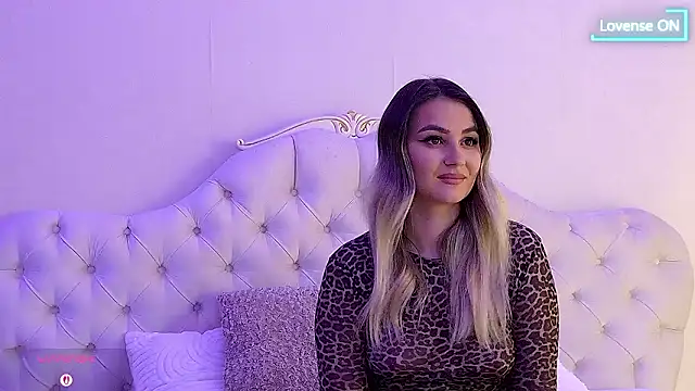 AniaKarenina élő XXX-chatje