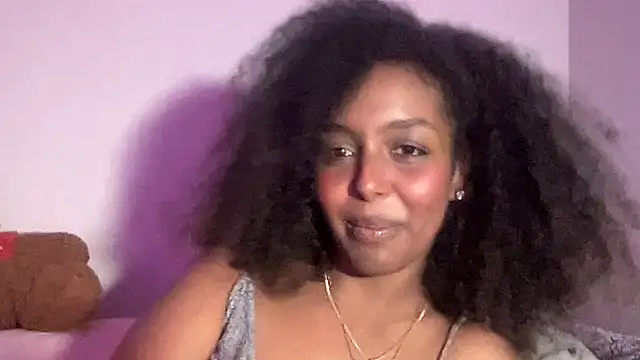 SimplySalah élő XXX-chatje