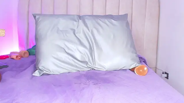 _ebony-queen_: онлайн-секс-чат