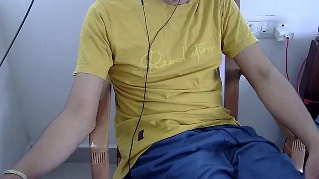 The_SHY_uncut Webcam Show