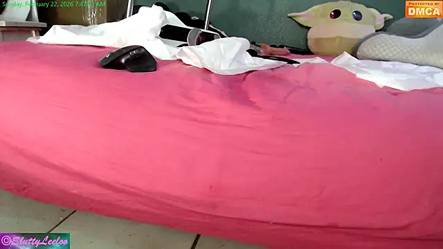 Živý XXX chat MissSluttyLeeloo