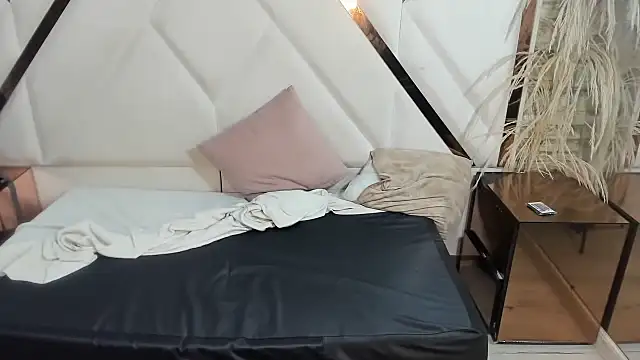 Shara_Oz's Live XXX Chat