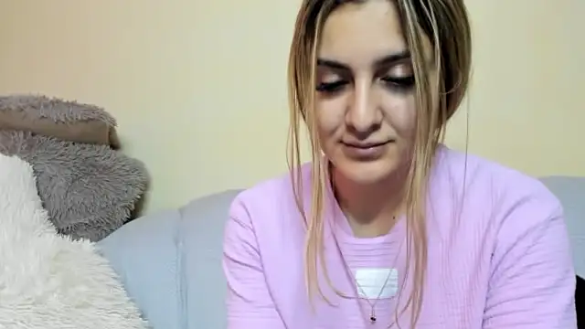 NicolePlay's Live XXX Chat