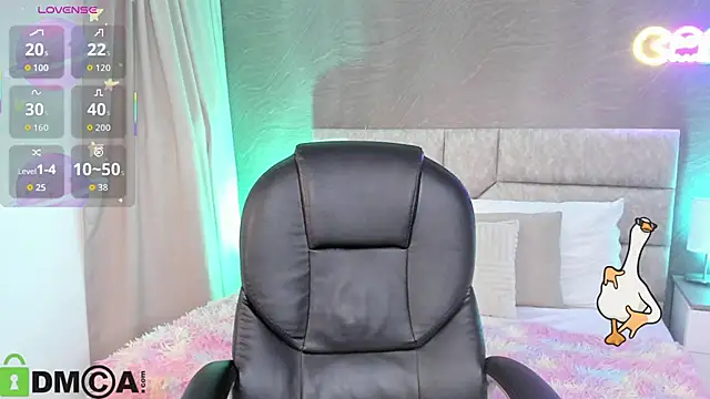 Chatroom XXX en direct de Arinextdoor