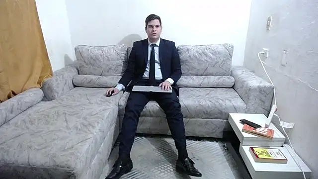 Victor_Maitland: απευθείας συνομιλία ΧΧΧ