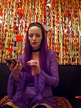 Adrina_Drake Adlı Modelin Canlı XXX Sohbeti