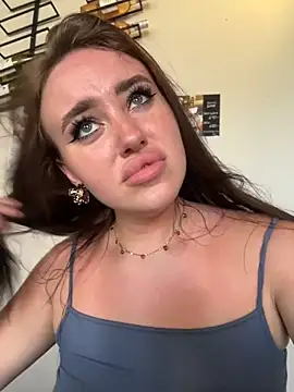 KiraSunshine Show Webcam