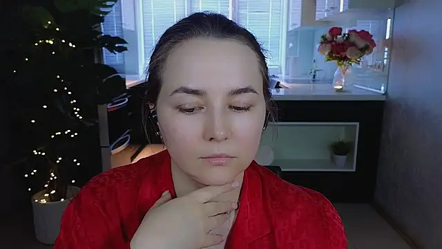 Mira_Mermayd élő XXX-chatje