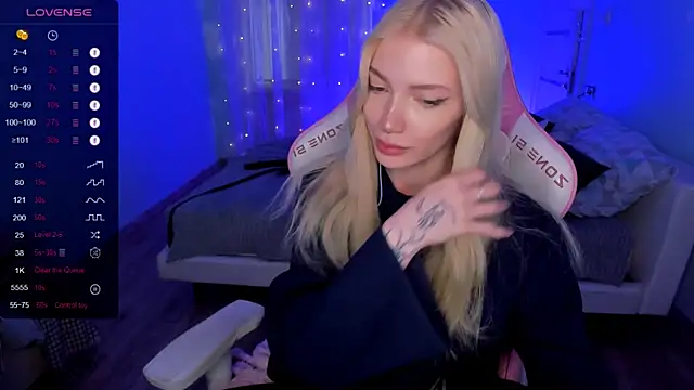 XXX chat uživo modela AnyaTaylor_