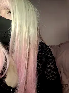 Zuzanna_Pink 现场XXX聊天