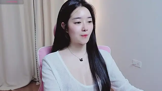 Miu-999's Live XXX Chat