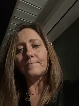 FoxyMillie – Naživo XXX chat