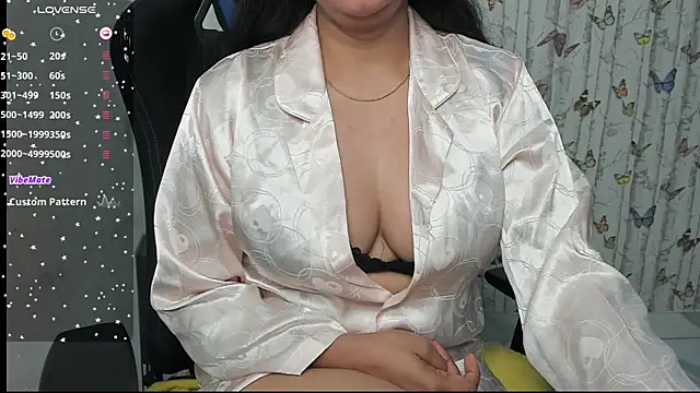 Živý XXX chat Smiley_Riya