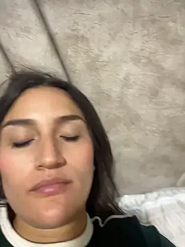 elisa-new live XXX chat