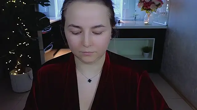 XXX chat uživo modela Mira_Mermayd