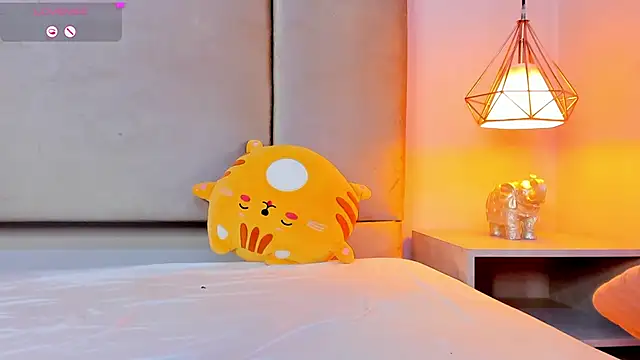 isabel_sofiaa Adlı Modelin Canlı XXX Sohbeti