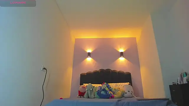 Sofia_Clauss_のライブXXXチャット