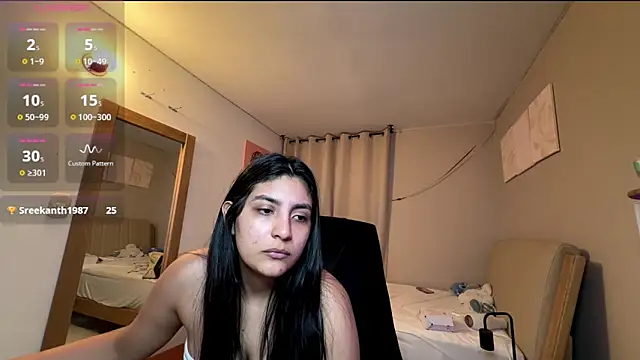 Chat XXX ao vivo de cloe_small